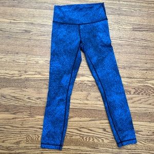 Lululemon turquoise spotted leggings